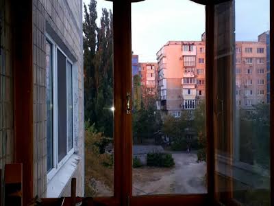 квартира за адресою Братиславська вул., 20
