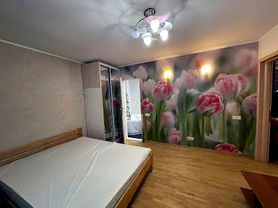 квартира за адресою Бориса Гмирі вул., 15