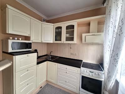 квартира по адресу Киев, Панаса Мирного ул., 11
