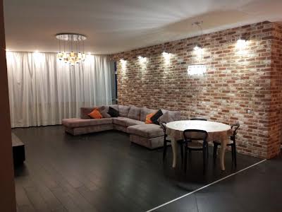 квартира за адресою Старонаводницька вул., 6-Б