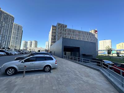 квартира за адресою Дніпровська набережна вул., 18А