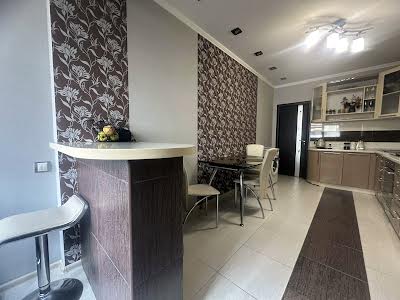 квартира за адресою с. Софіївська борщагівка, Боголюбова вул., 4
