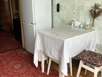 квартира за адресою Любомира Гузара просп. (Космонавта Комарова), 9-А