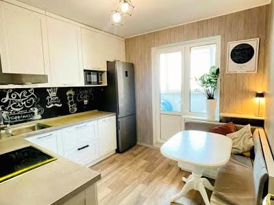 квартира за адресою Київ, Бориса Гмирі вул., 16