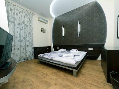 квартира за адресою Антоновича вул. (Горького), 25