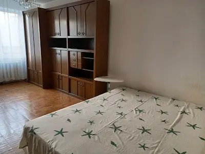 квартира за адресою куліша, 11