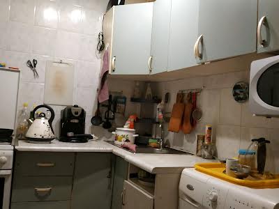 комната по адресу Ореста Левицкого ул. (Академіка Курчатова), 8