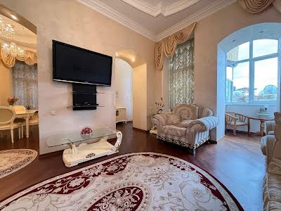 квартира по адресу Костёльная ул., 8