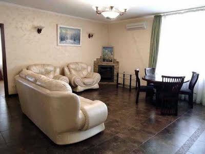 квартира за адресою Степана Руданського вул., 4-6