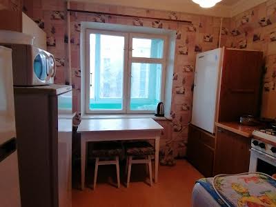 кімната за адресою Пантелеймона Куліша вул. (Челябінська), 9