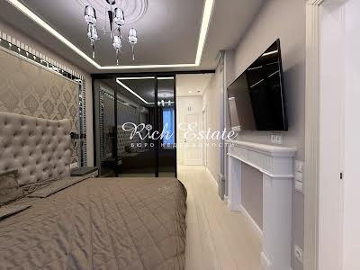 квартира за адресою Солом'янська вул., 20В