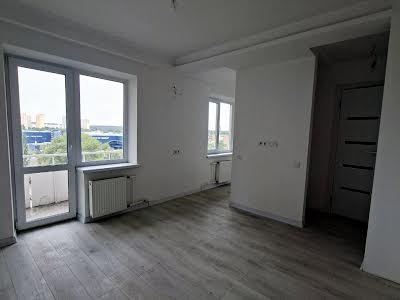 квартира за адресою Богатирська вул., 8
