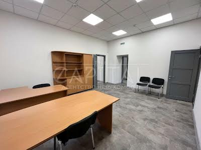 комерційна за адресою Київ, Михайла Грушевського вул., 34/1