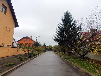 будинок за адресою Великолузька вул., 37