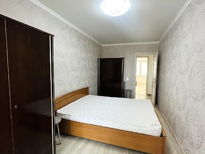 квартира за адресою Павла Тичини просп., 12-А