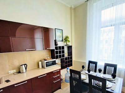 квартира за адресою Володимирська вул., 45
