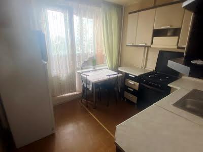 квартира за адресою Солом'янська вул., 23