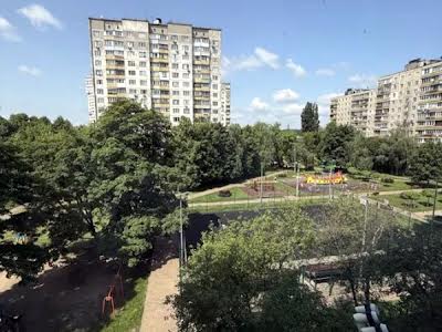 квартира за адресою Академіка Булаховського вул., 28-В