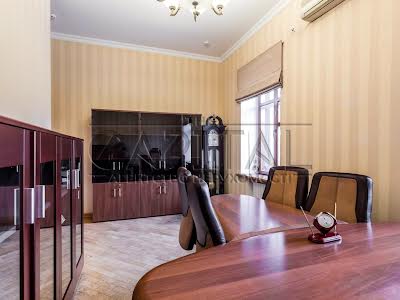 коммерческая по адресу Вознесенский спуск (Смирнова-Ласточкина), 18