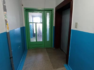 квартира за адресою вул. Небесної Сотні, 24