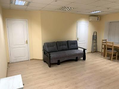 квартира по адресу Набережно-Крещатицкая ул., 3-А