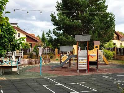 будинок за адресою Пилипа Орлика вул.