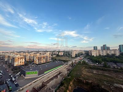 квартира за адресою Генерала Грекова вул., 2