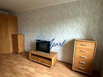 квартира за адресою Смілянська вул., 15а