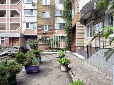 квартира за адресою Урлівська вул., 16/37