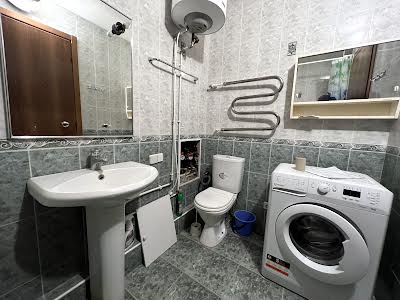 квартира за адресою Олексіївська вул., 11