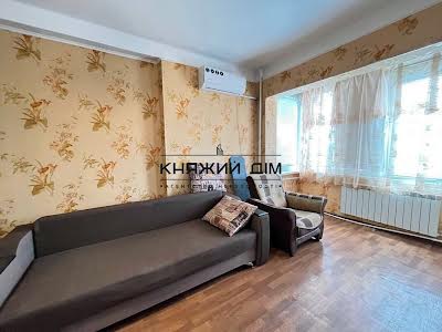 квартира по адресу Митрополита Андрея Шептицкого ул. (Анатолія Луначарського), 24