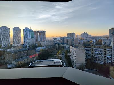 квартира за адресою Золотоустівська вул., 25
