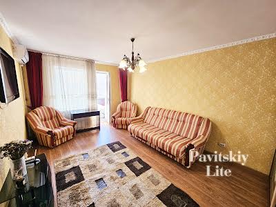 квартира по адресу Драгоманова ул., 22