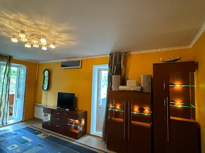 квартира за адресою Верховної Ради бульв., 19