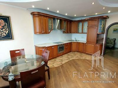 квартира по адресу освіти, 14а