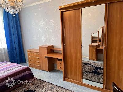 квартира за адресою Верховної Ради бульв., 21-Б