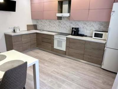 квартира за адресою Драгоманова вул., 2-Б