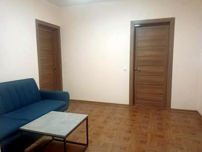 квартира за адресою Ревуцького вул., 54