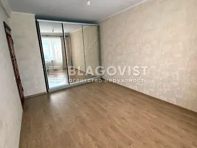 квартира по адресу Мрии ул. (Академика Туполева), 5