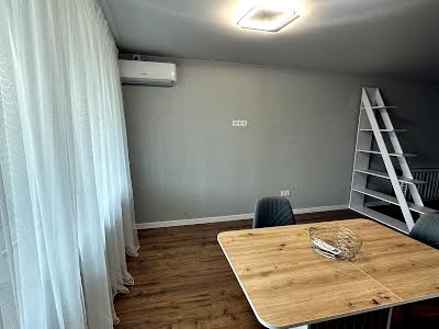 квартира за адресою Зоологічна, 2