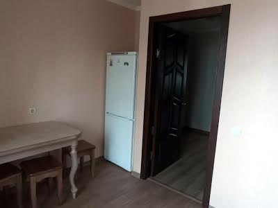 квартира по адресу Драгоманова ул., 3