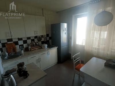 квартира за адресою Науки просп., 27