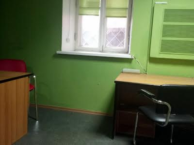 коммерческая по адресу Михаила Грушевского ул., 28/2