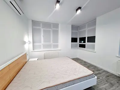 квартира за адресою Миколи Гулака вул., 4