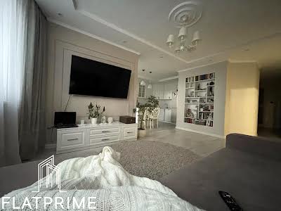 квартира по адресу Ревуцкого ул., 7-В
