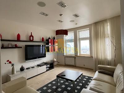 квартира за адресою Панаса Мирного вул., 17