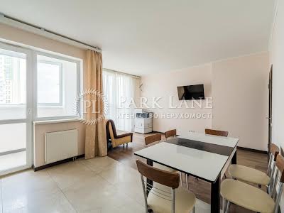 квартира за адресою Сім'ї Кульженків вул. (Петра Дегтяренка), 37