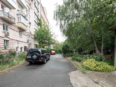 квартира за адресою Юрківська вул., 28