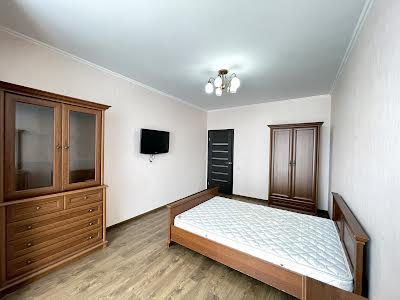 квартира за адресою Драгоманова вул., 2
