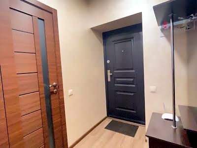 квартира за адресою Боголюбова вул., 33